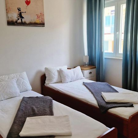Apartments Mediteraneo Žaborić Eksteriør billede