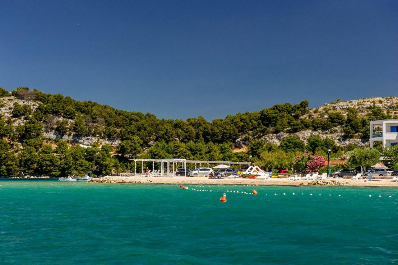 Apartments Mediteraneo Žaborić Eksteriør billede
